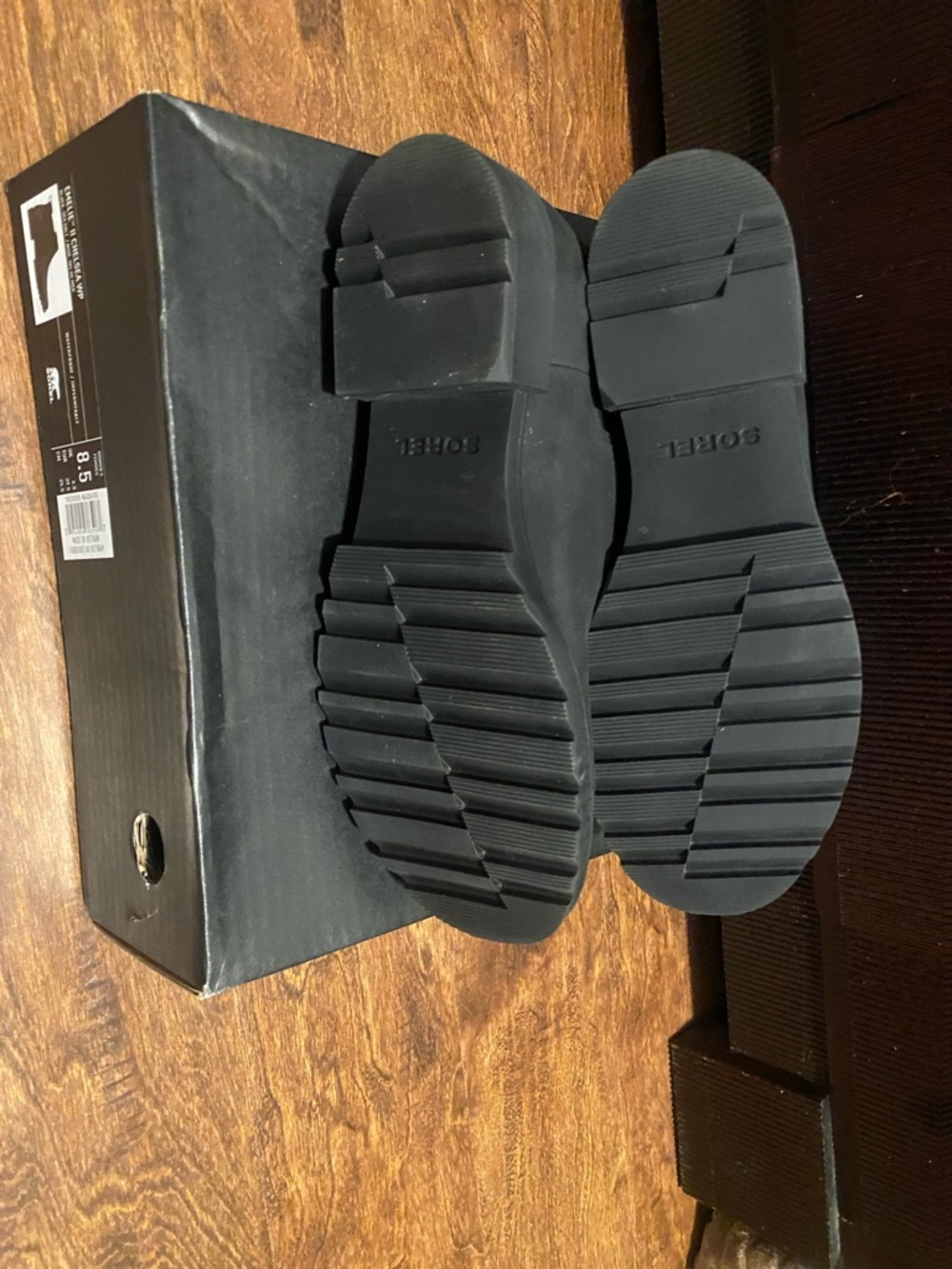 Sorel womens Black Chelsea oChukka Boots - Picture 4 of 7